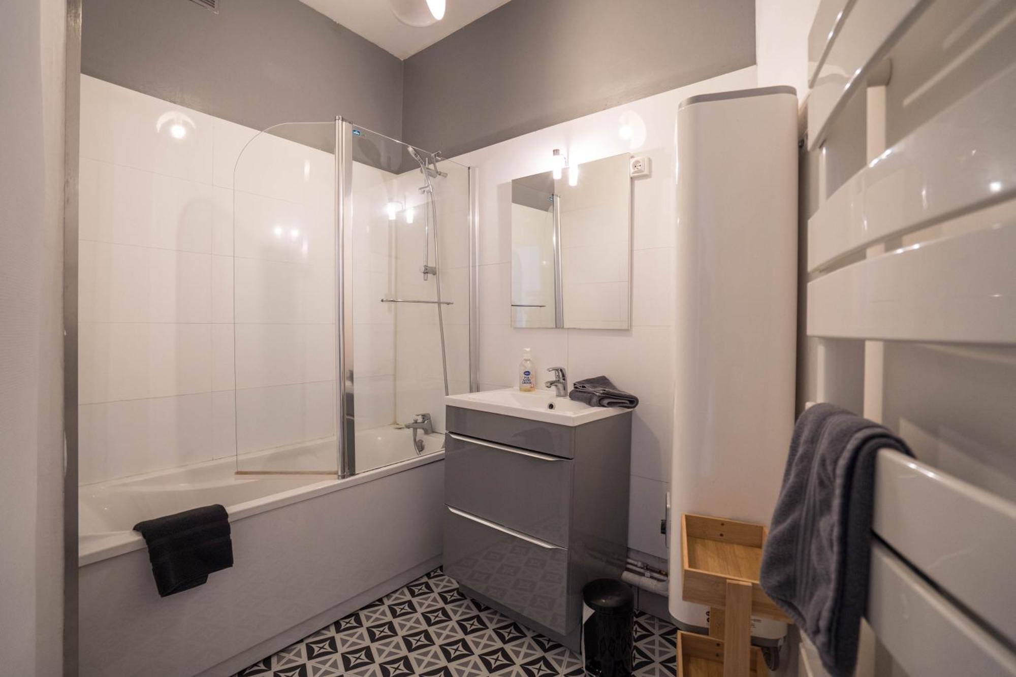 Charming City Center Flat Rouen Exterior photo